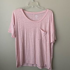 Large pink slub knit short sleeve t shirt with front pocket